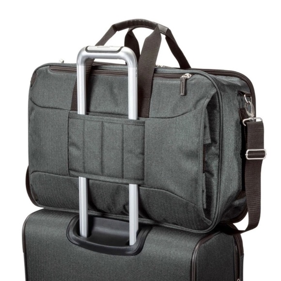 Modern convertible Skyway carry On backpack - Picture 4 of 8